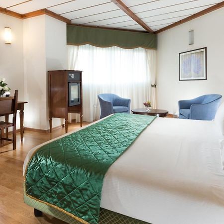 Palace Hotel 세라발레 외부 사진